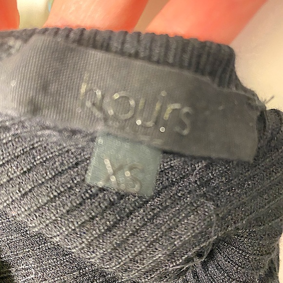 Revolve Hours Black Crop Sweater Top Size XS - Picture 4 of 4